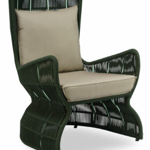 Poltrona Portola com estrutura de alumínio e revestida com Corda Náutica.